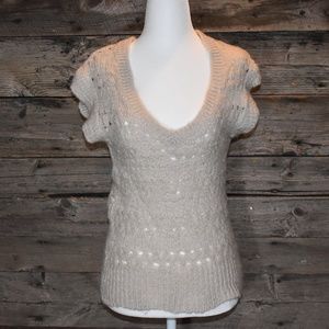 Wool Blend Open Knit Deep V Shortsleeve Sweater M